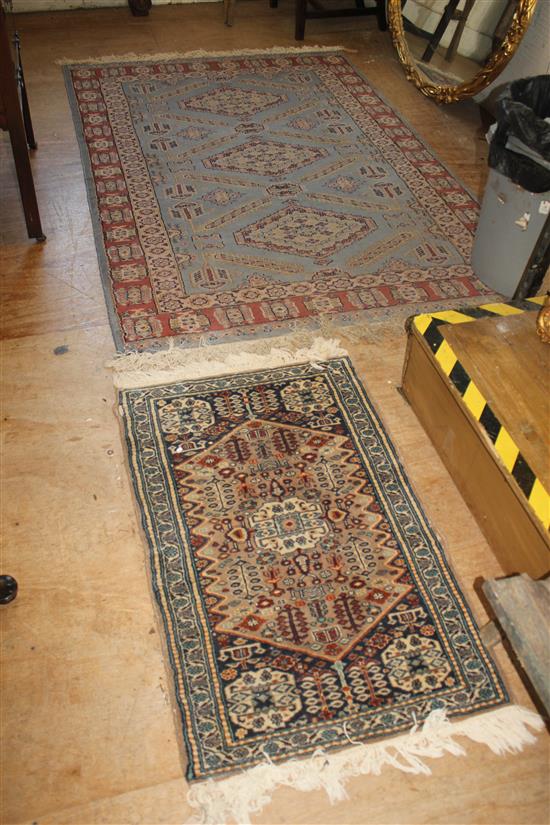 Pakistanian rug & prayer rug(-)
